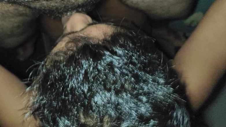 Sa123bh: Freand hot india lagi asik nyepong kontol di ruangan log...