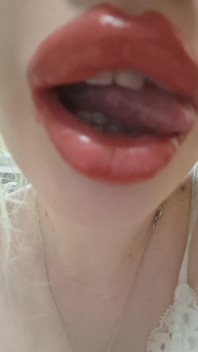 Rossetto rosso di elza kom