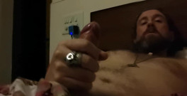 Dirty Talking Guy: Hlazení masivní nálože mi vždy pomůže relaxovat