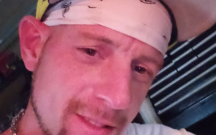 Smash fat mouth: Masturbar mi larga polla