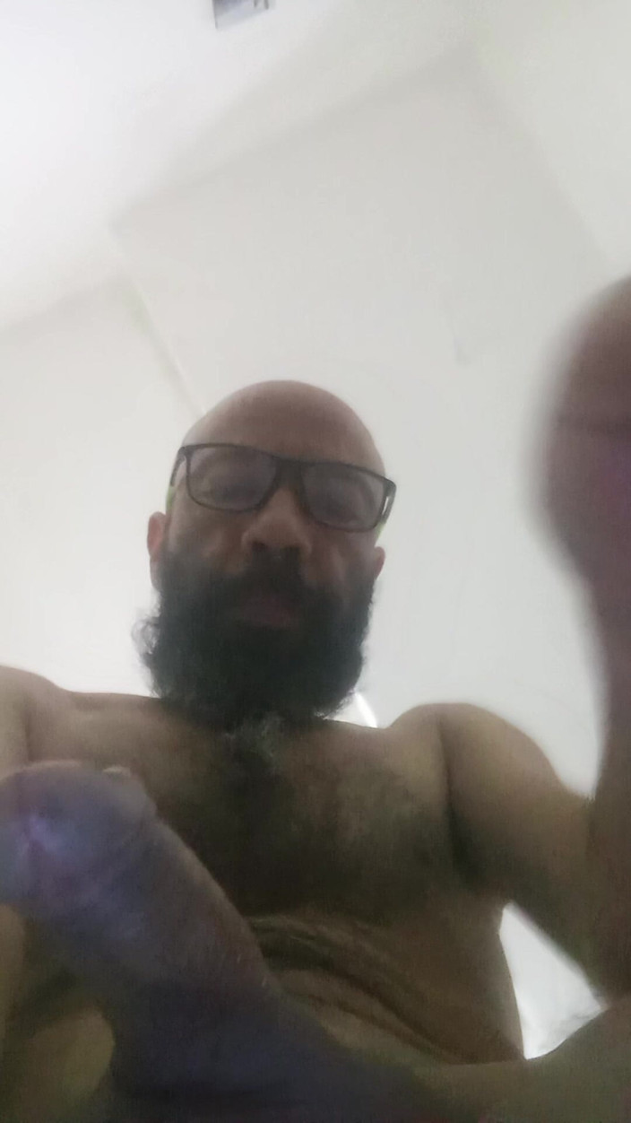 Jhonbahh: Nago i w nastroju do seksu