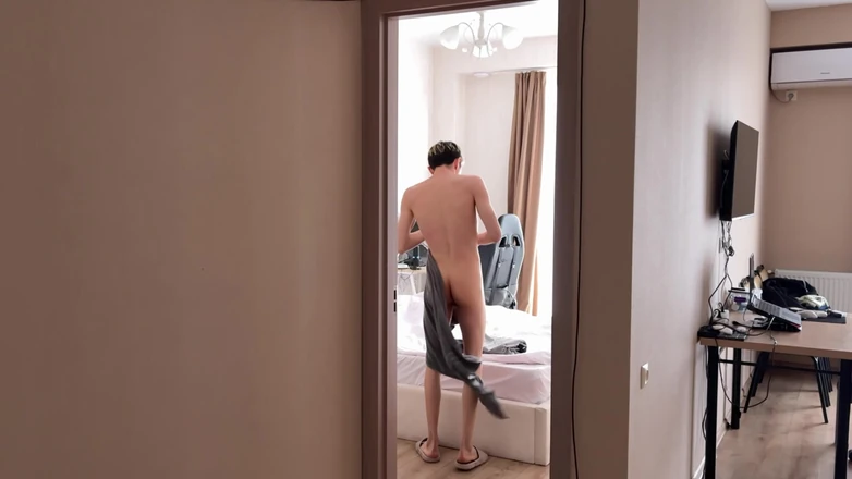 Ethan Lestray: Twink Secretly Filmed His Friend Washing in the Shower for...