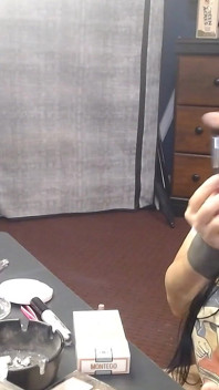 MILF Mid tvoří kouření cigaret