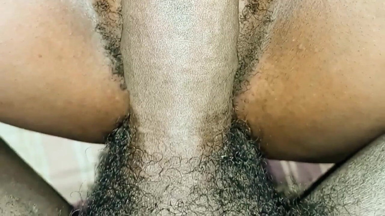 Sexe in real life: Ráda mi kouří penis – celé video