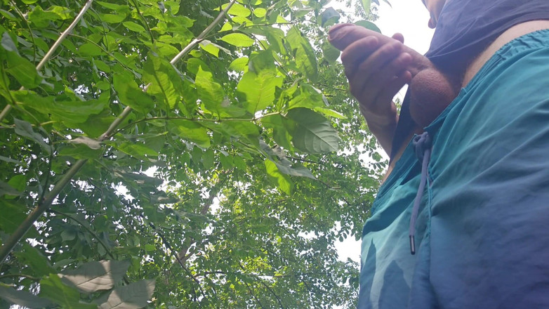 Daddys Legacy: Risky Outdoor Jerk off - Quase Pego &amp; Enorme Ejaculação Na Floresta