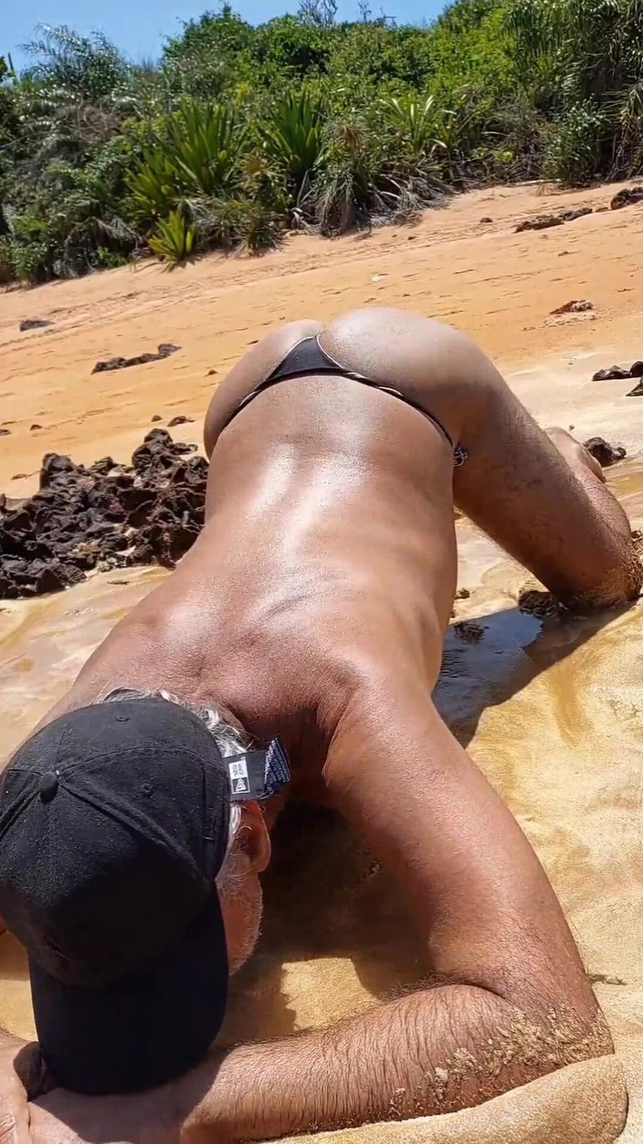 Ladysilvas: Ladysilva hete kont in slipje op het strand