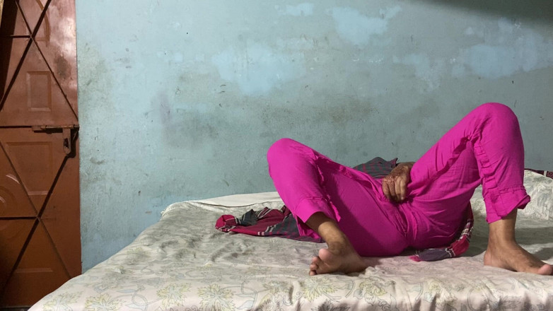 SAFI TV: Mladý desi pár z místní vesnice šuká doma