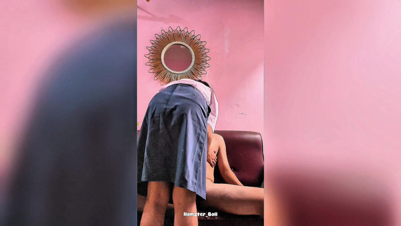 Hamster_Ball: Desi Teen okamžitě začne mít sex po vysoké škole