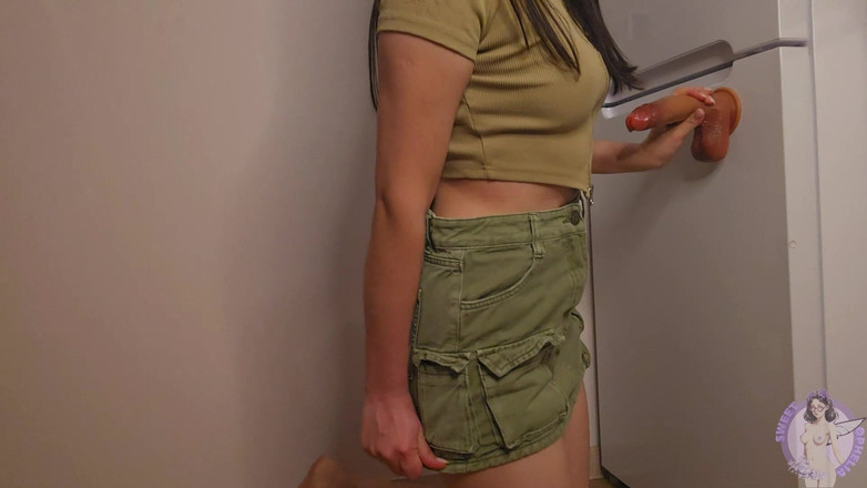 Sweet Ophelia: Quando non c'è un vero pene nelle vicinanze, devi improvvisare!