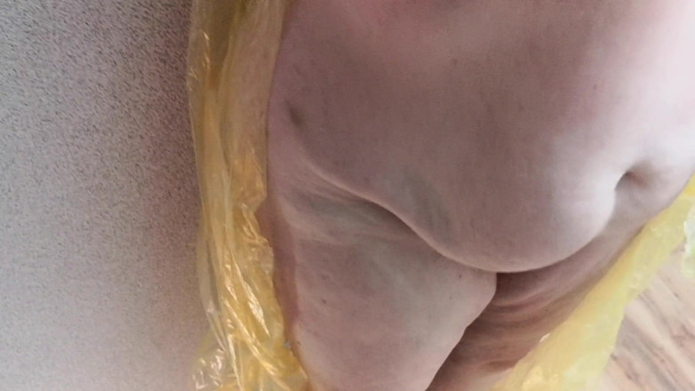 Bouncy Tits Action: Tette nel foil