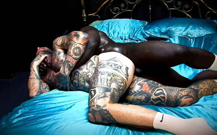 Swollen: Swole takes ink hard