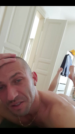 Boy jerking off: Хорошего дня