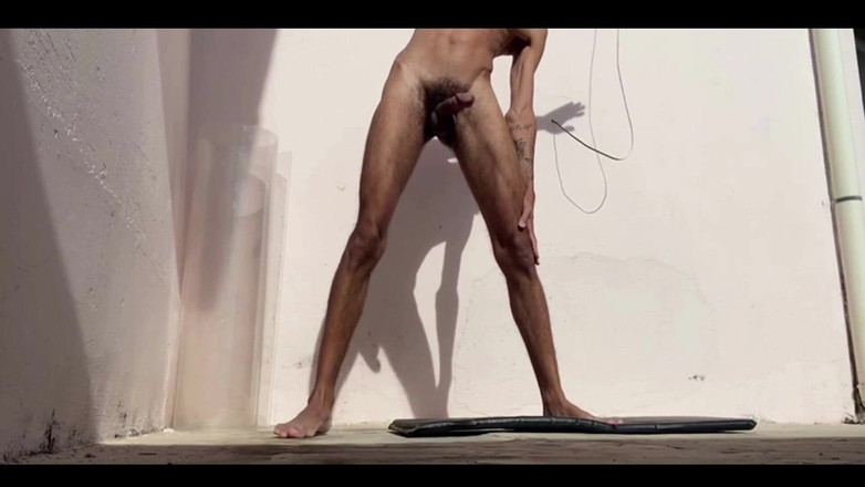 arabeputo: Stretching in una eccitata mattinata.