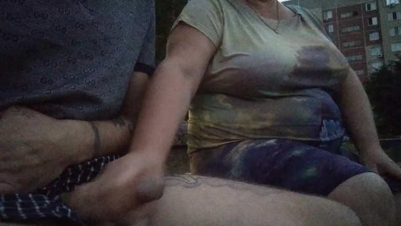 Zona901: Jerking off my cock near the house on a bench