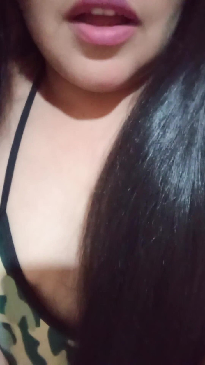 Carla Villalobos: Saya akan beritahu awak cerita miang saya di sauna dengan...