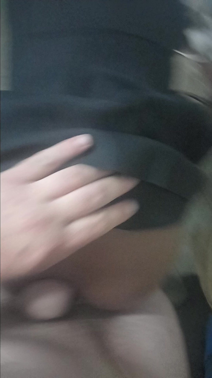 hothouse18xxx: 새아빠에게 후장을 괴롭히는 의붓딸, 자지에 후장을 문지르는 그녀