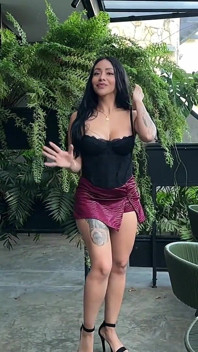 Poznaję Moją Nową Przyrodnią Siostrę MILF I Pieprzę Jej Duże Piersi - Povlatingirl