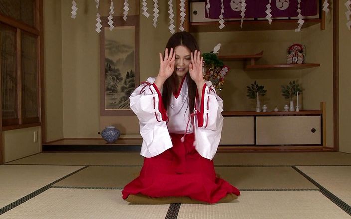 Blowjob Fantasies from Japan: Cô gái Karate gợi cảm với bộ ngực khổng lồ...
