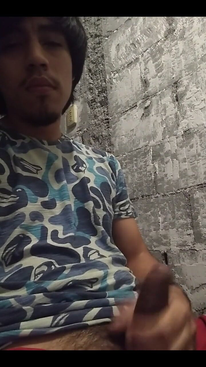 AlexAlejandro13: Mulai Hari Jumat, Hot dan Penuh Susu