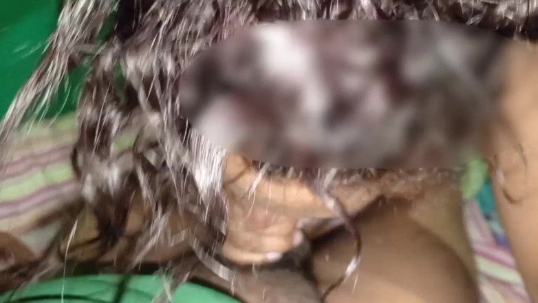 BigassMILF40: 마누라의 집에 없을 때 내 연인의 자지를 빨아