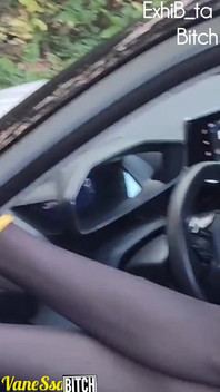 Triển lãm trong một bãi đậu xe trong rừng tại La Faisanderie 91 Cuộc gặp gỡ Cokiiine!