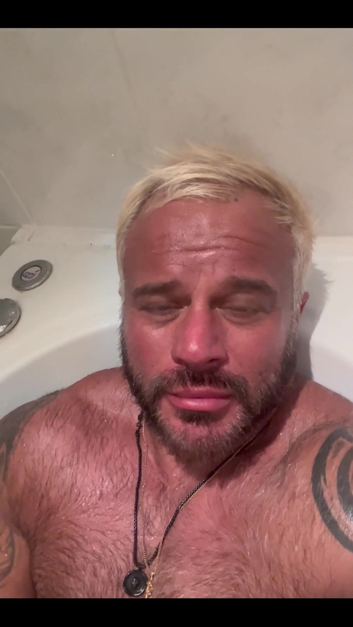 Bjorn Andrey: Klik als u naast me wilt zijn in hete Jak...