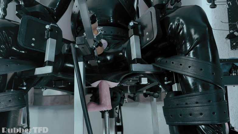 RubberTFD: Wirtualne nadpisanie