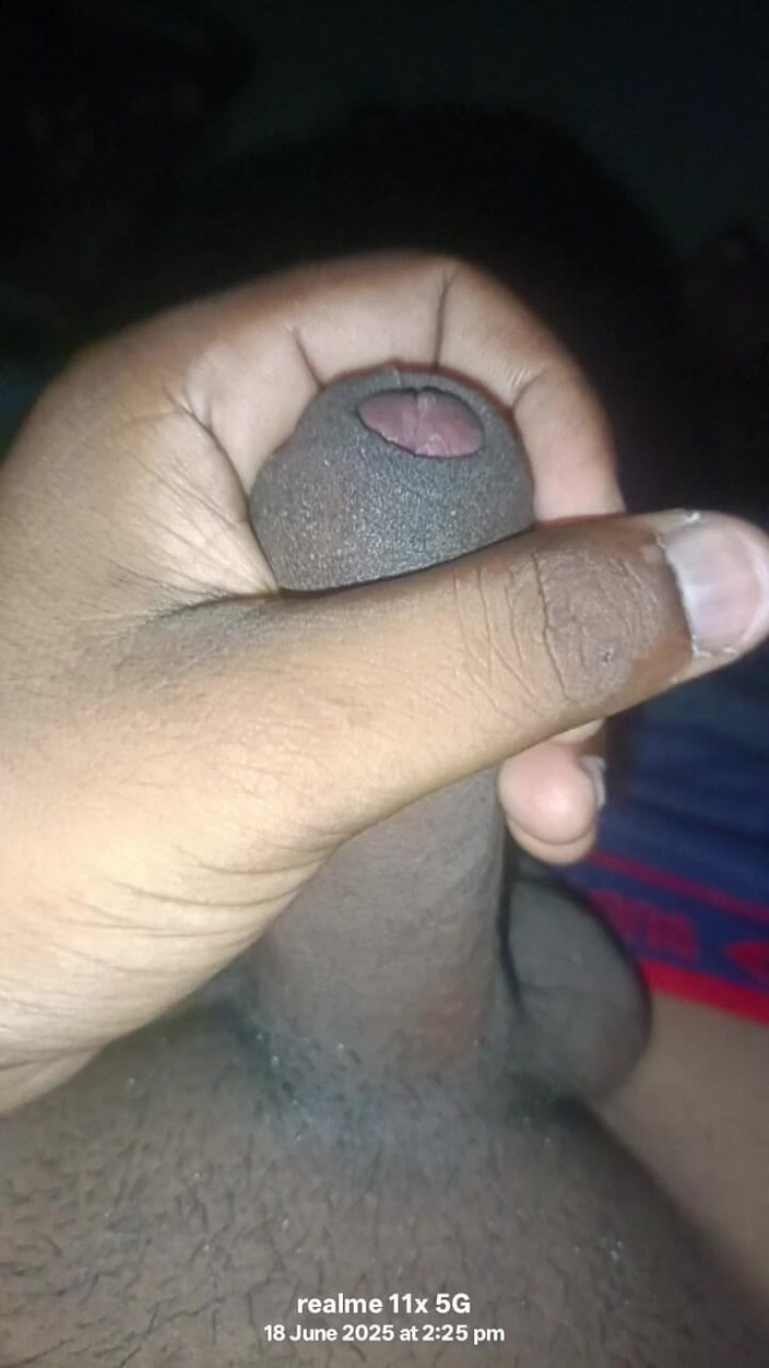 Cutex_mukku: Can You Guess My Dick Size