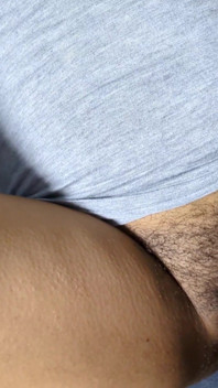Reżyser pieprzy mnie po sesji wideo, powiedział mi, że lubi moje spocone ciało po hardcore porno sesji wideo