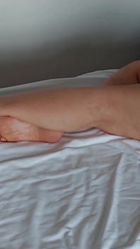 Amateur Blonde Mature Wife Enjoys Sex in a Morning