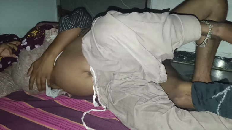 Bhabhi UP: 내 계모를 부르는 것은 굉장했다