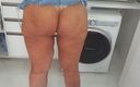 Sexy ass CDzinhafx: मिनी स्कर्ट में मेरी सेक्सी गांड!