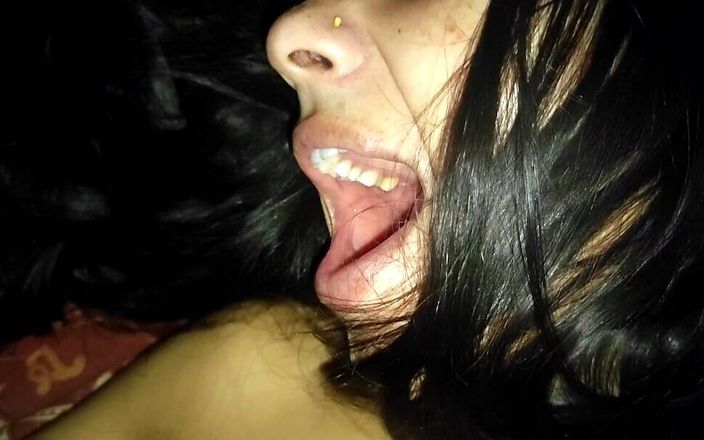 SonaRk73: Hintli domaltarak seks ateşli gril yumruk zamanı seks deshi kız...