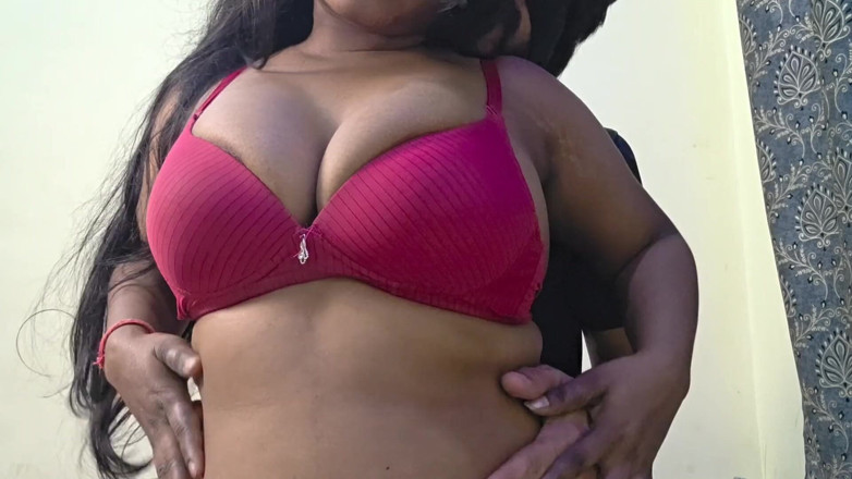 HotlisaAct: Desi Girls Loves to Get Wet Their Horny Pussies and...