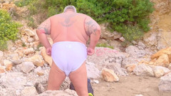 Hand-Free-Daddy-Chub: Kapten Gua Lelaki Dapat Orgasme Bebas Tangan Selepas Kediaman Gua