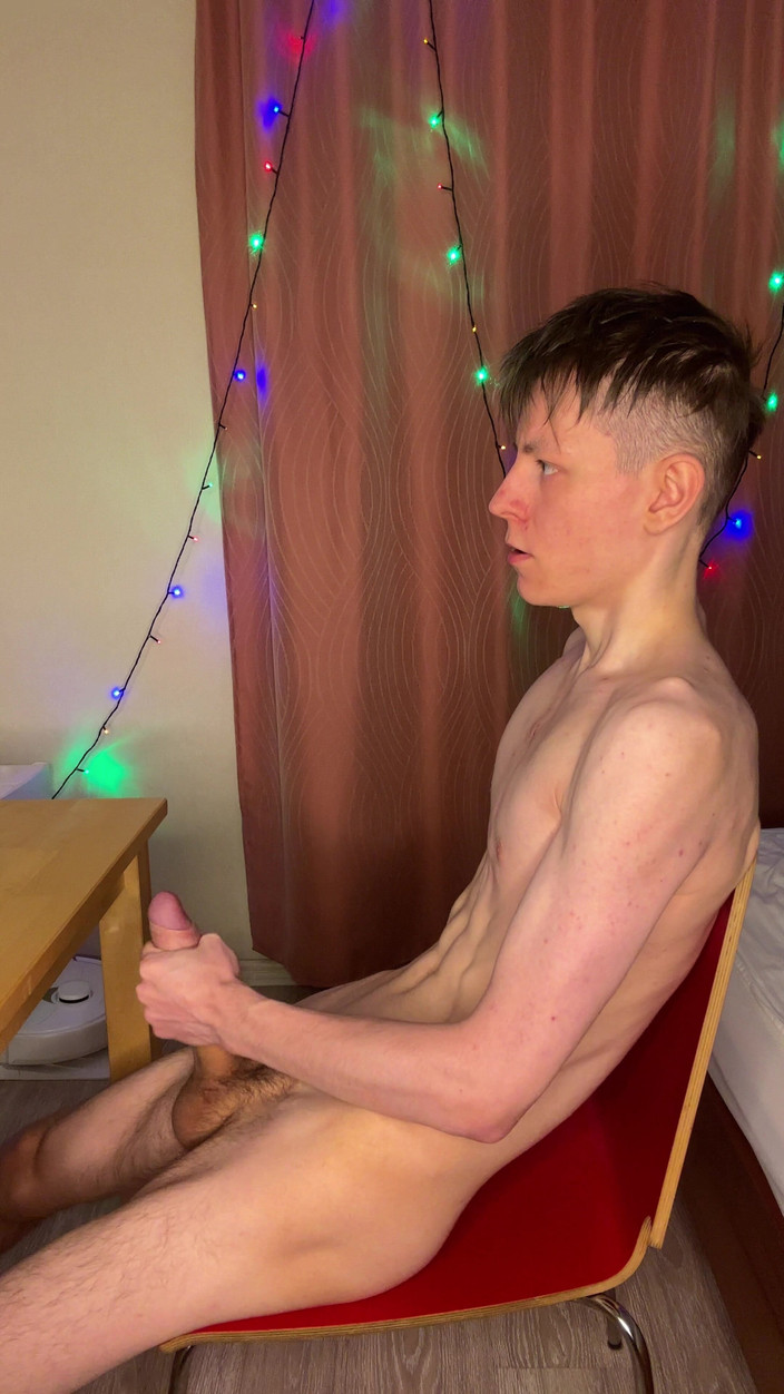 Morflot24: Föreställer sig bästa vän gör twink sperma hårdare någonsin