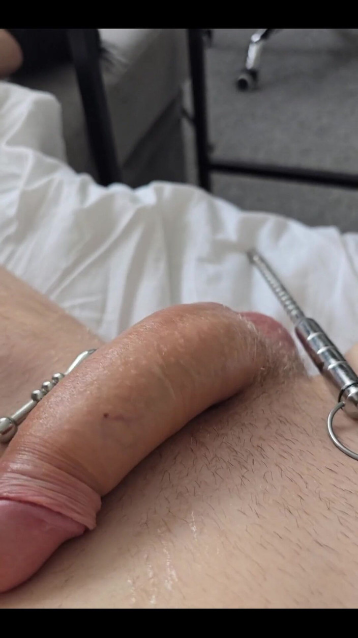 The Max Powers: Vid medley把一个塞子和尿道振动器推下我的鸡巴