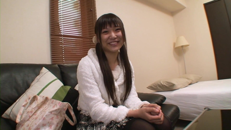 Japan Lust: Genç Japon sürtük orgazm için çığlık atıyor
