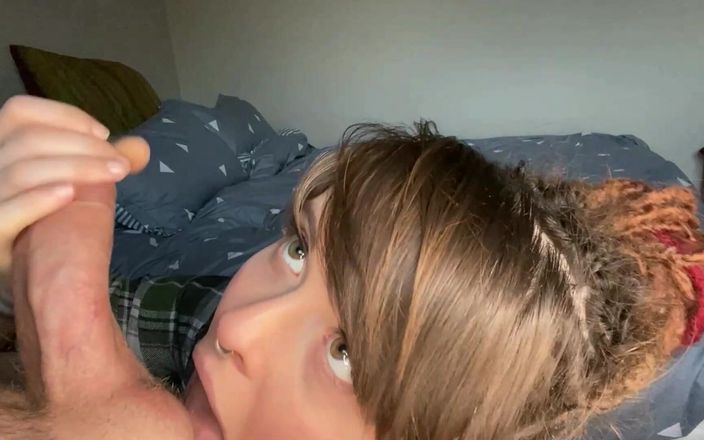 Olivia Jarden: Nedbalý Ahegao POV kouření pro tebe!