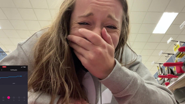 Nadia Foxx: 郁郁葱葱的 ft. 目标和星巴克开车通过！我太饥渴了，无法阻止天哪！！