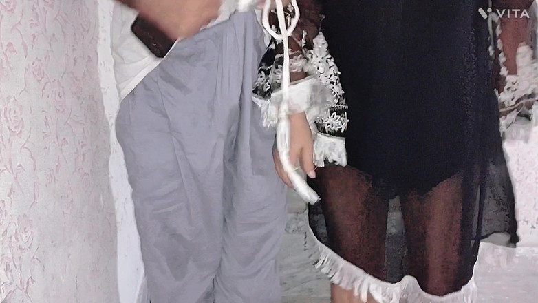 Pakistani CoupleX: Упс, эту девушку трахнули, однажды она вошла в дом