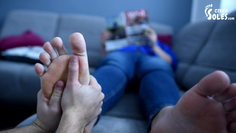 Czech Soles - foot fetish content: Толстушка ласкает носки и ступни, массаж в видео от первого лица