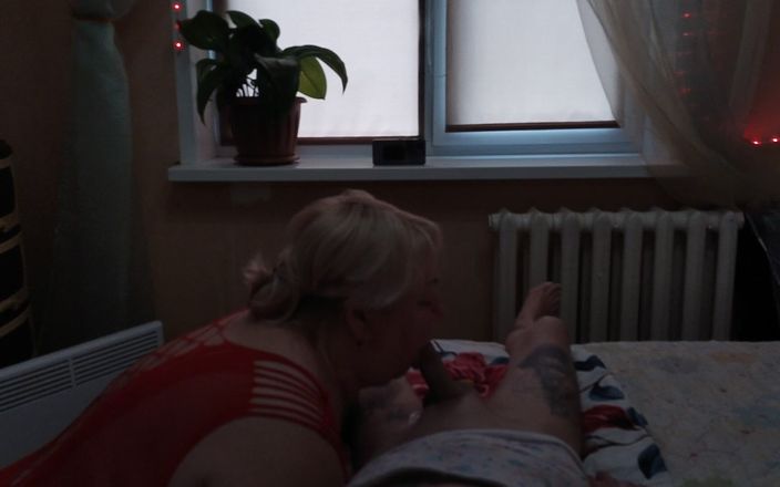 Zona901: Macecha hladová po mrdce vysává vajíčka a polyká tlusté sperma