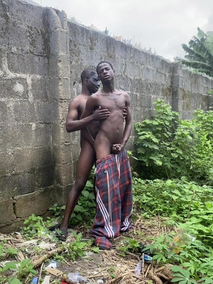 Thelittle_brown: Bush Fucking Section