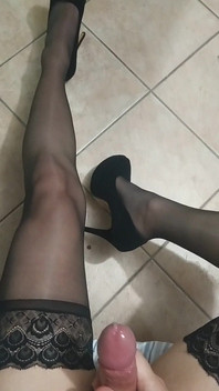 Sissy Femboy Juicy Cumshot on Sexy Legs in Stockings and High Heels
