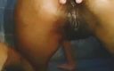 Nidhi cam: Desi sexy holka se koupe a prstí se