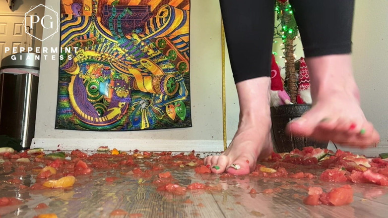 Peppermint Giantess: 67 Giantess Dimensiunea 16 picioare slo-mo Zdrobire portocale cu încetinitorul și distrugerea pepenele...