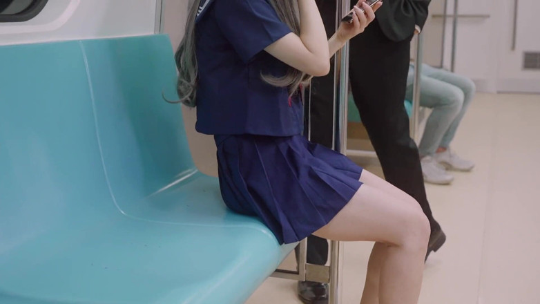 Asian Milfs n Teens: Chinese college girl got banged in the train - Perv Milfs...