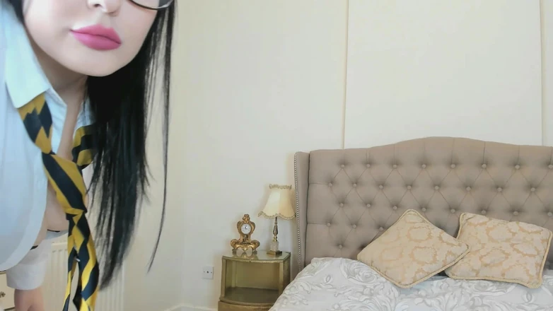 LACEYLOOXXX: Pejabat Guru Besar dipukul dan dikongkek