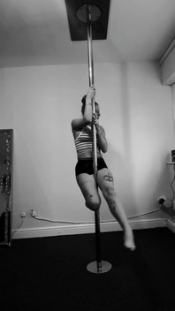 Twist, Turn, Stuzzica